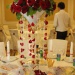 Оформление свадебного стола цветами на красной свадьбе