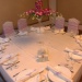 Оформление гостевых столов на свадьбе в лиловых тонах