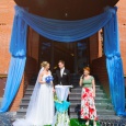 Оформление входной группы на свадьбе в голубом цвете